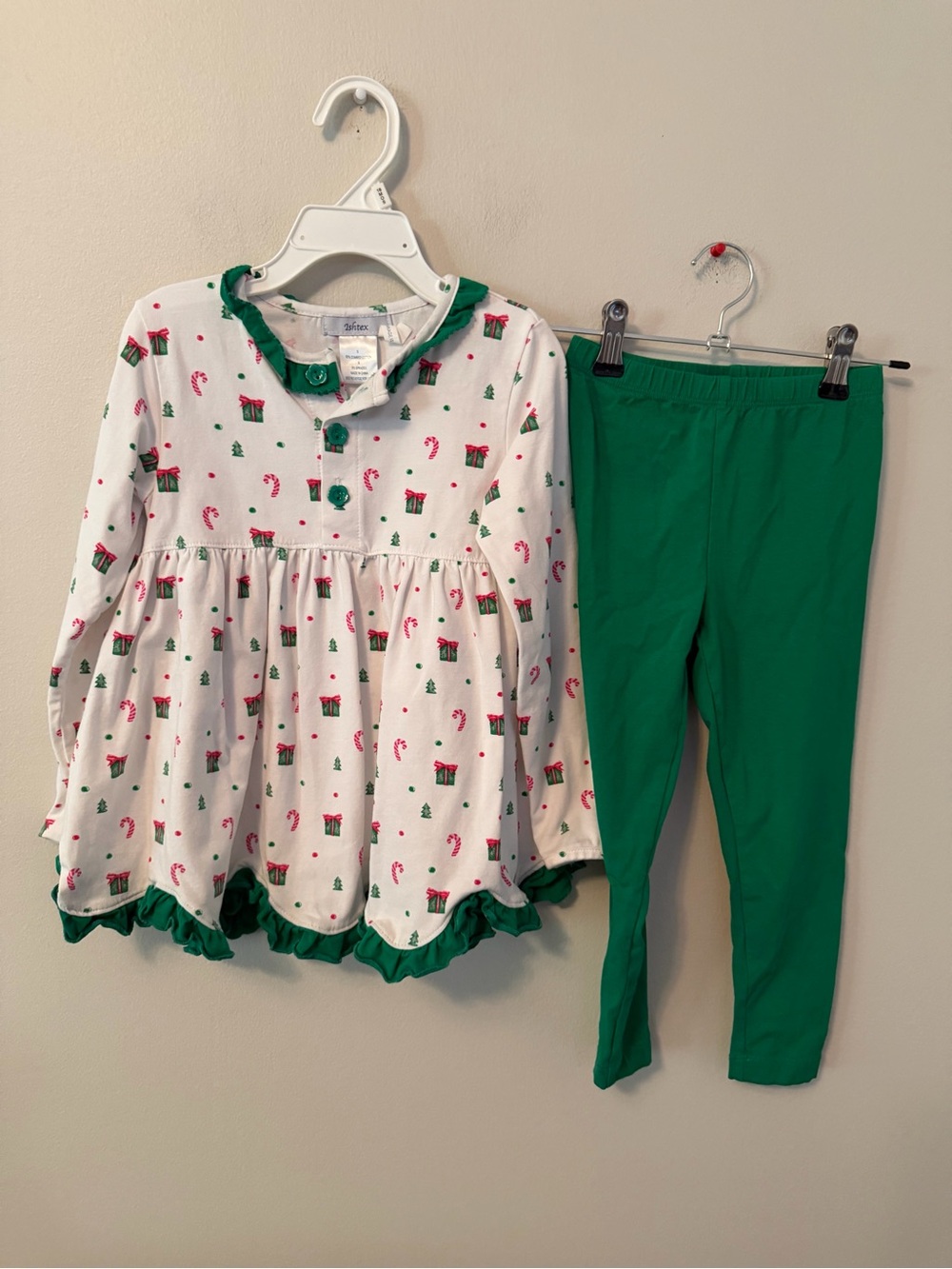 Ishtex Holiday Candy Cane Print Kids Top with Green Leggings